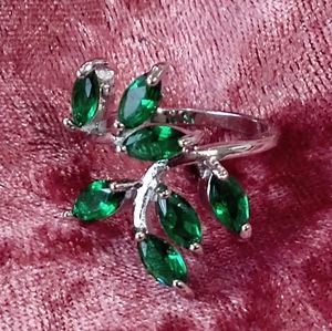 925 sterling silver and Green cubic zirconia leaf ring